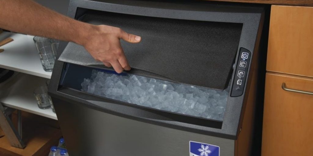Types of Ice Makers: Overview Of 2 Main Types