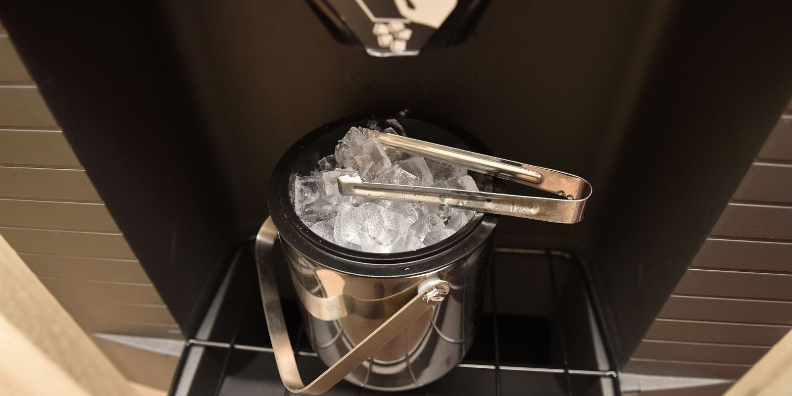 Types Of Ice Makers Overview Of 2 Main Types IceMakerBasics