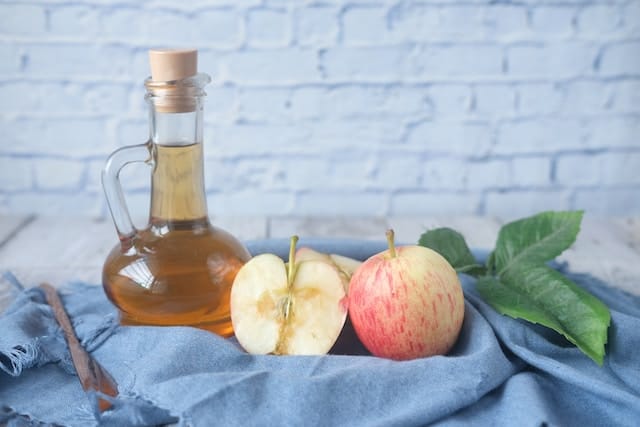 use Apple Cider Vinegar to clean ice maker